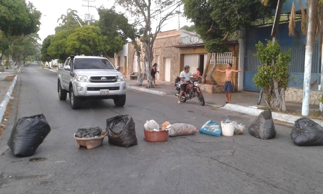Protestan por falta de agua y electricidad en el municipio Mariño de Margarita