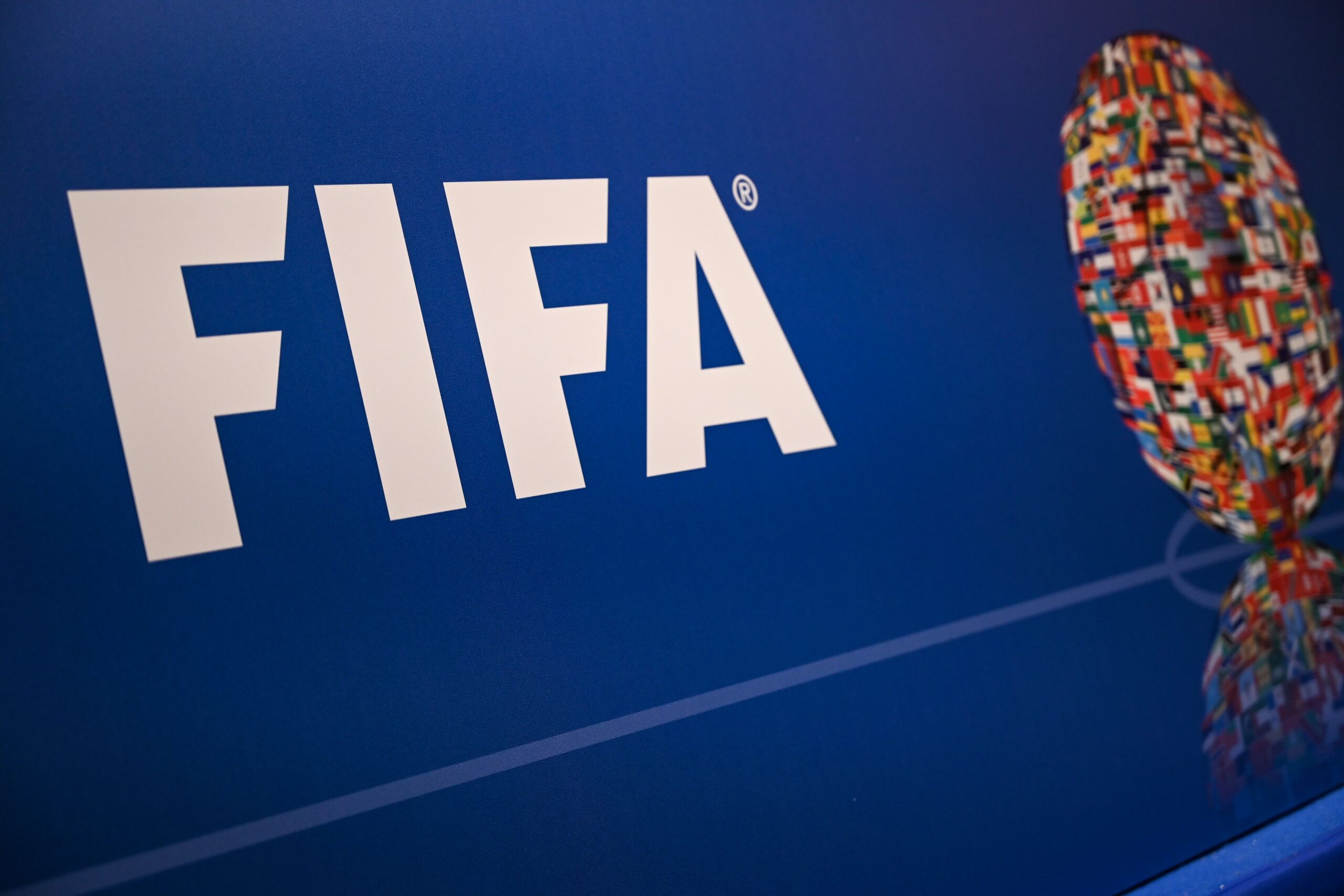 FIFA apoyará iniciativa para encontrar a niños desaparecidos