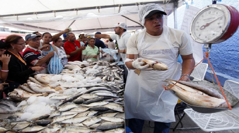Minpesca distribuyó 4.5 toneladas de sardinas en sectores El Mamey, El Copey y La Sierra