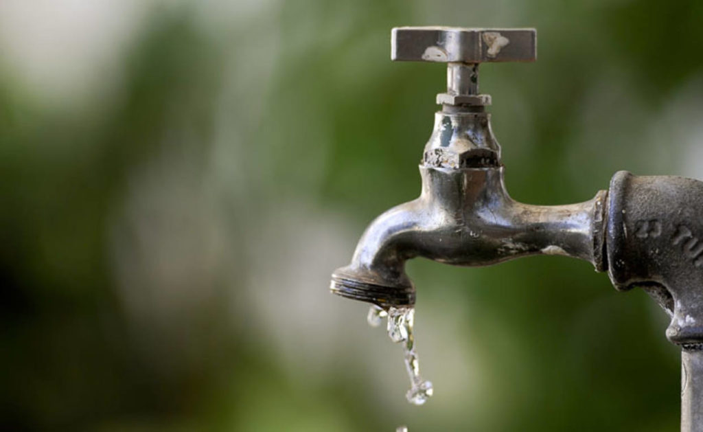 Habitantes de El Valle del Espíritu Santo claman la falta de agua