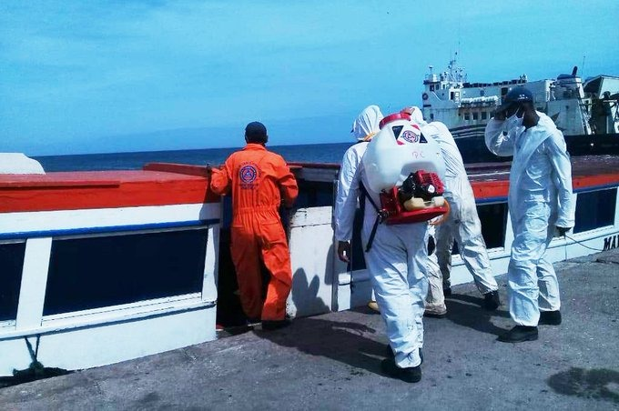 Realizan jornada de desinfección en la isla de Coche para combatir el Covid-19