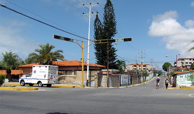 Reparan semáforos en principales avenidas de Nueva Esparta
