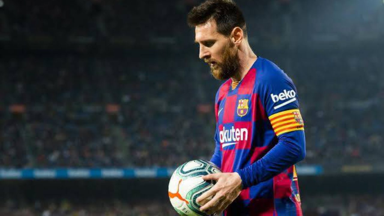 Lionel Messi alcanzó los 700 goles oficiales con el Barcelona