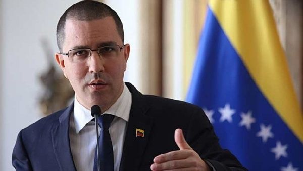 Arreaza apoyo