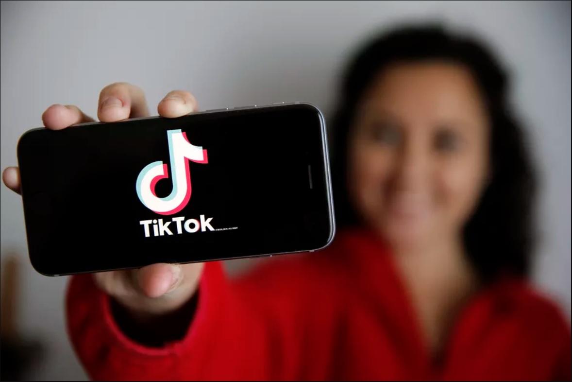 ¡Entérate! Truco de TikTok que te ayudará a encontrar a tu “gemelo” en el mundo