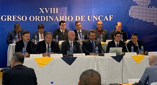 Uncaf respalda al presidente de la FIFA, Gianni Infantino