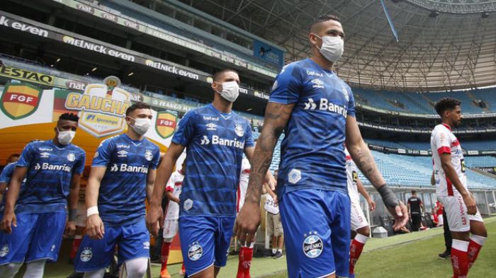 Más de 150 jugadores de la Liga brasileña tienen coronavirus