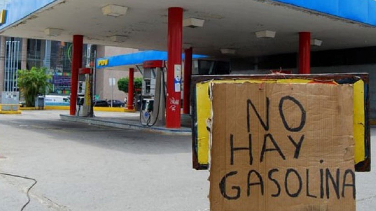 Reportan protesta por falta de gasolina en Porlamar