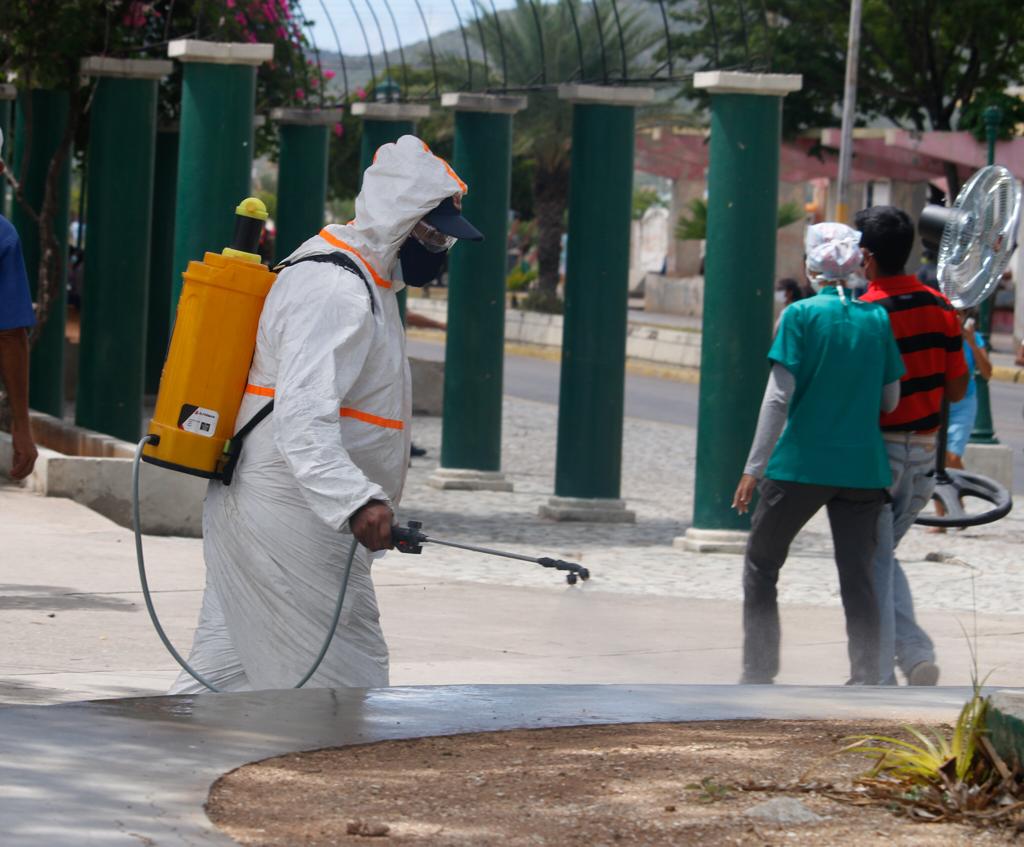Protección Civil realiza gran jornada de desinfección en el municipio Marcano