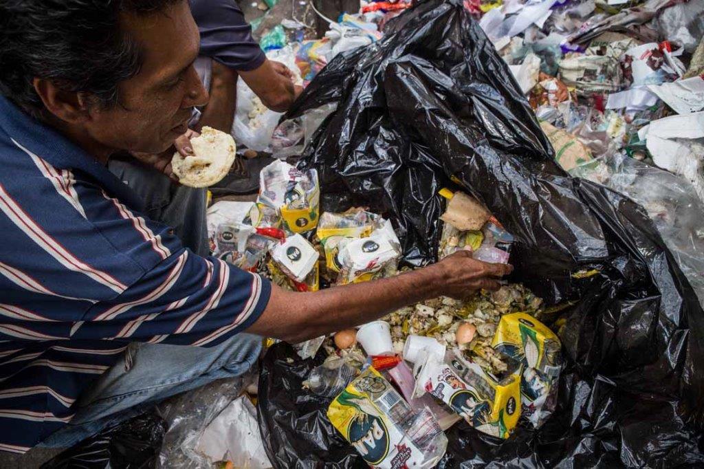 Casi el 100 % de los venezolanos sufren pobreza extrema, según la ONG