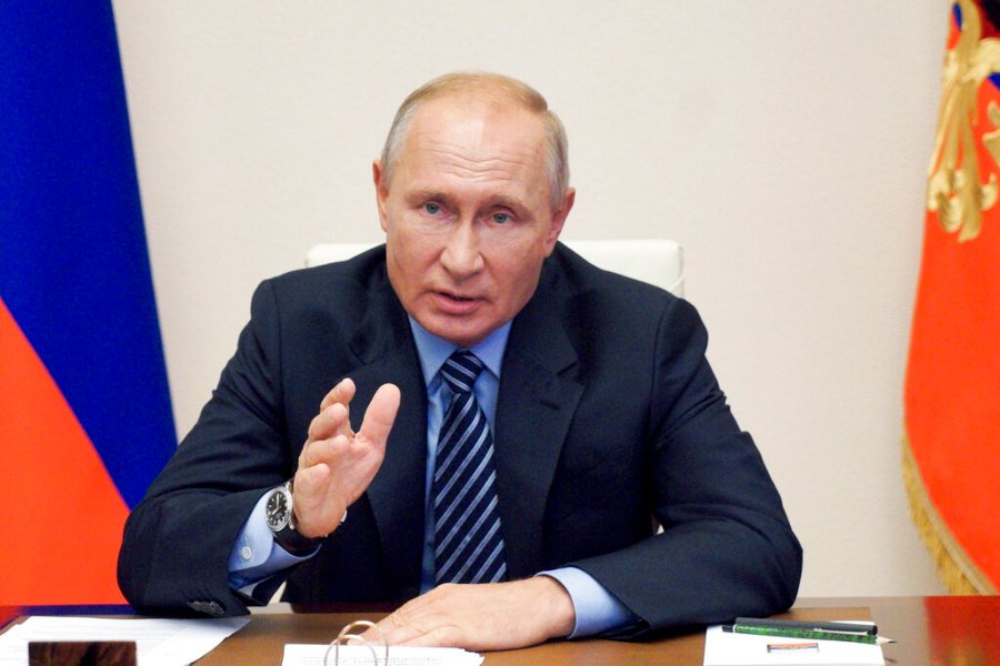 Putin dice que las vacunas rusas Sputnik V y EpiVacCorona son seguras y eficaces