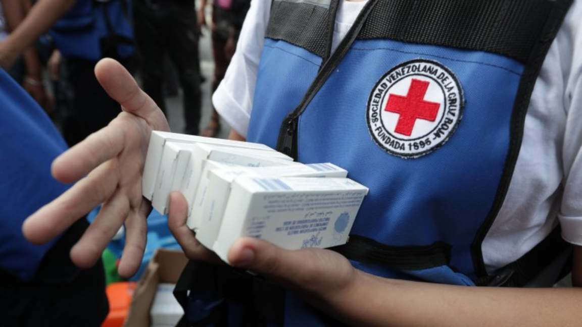 Cruz Roja Internacional de Venezuela entrega insumos médicos al CNP