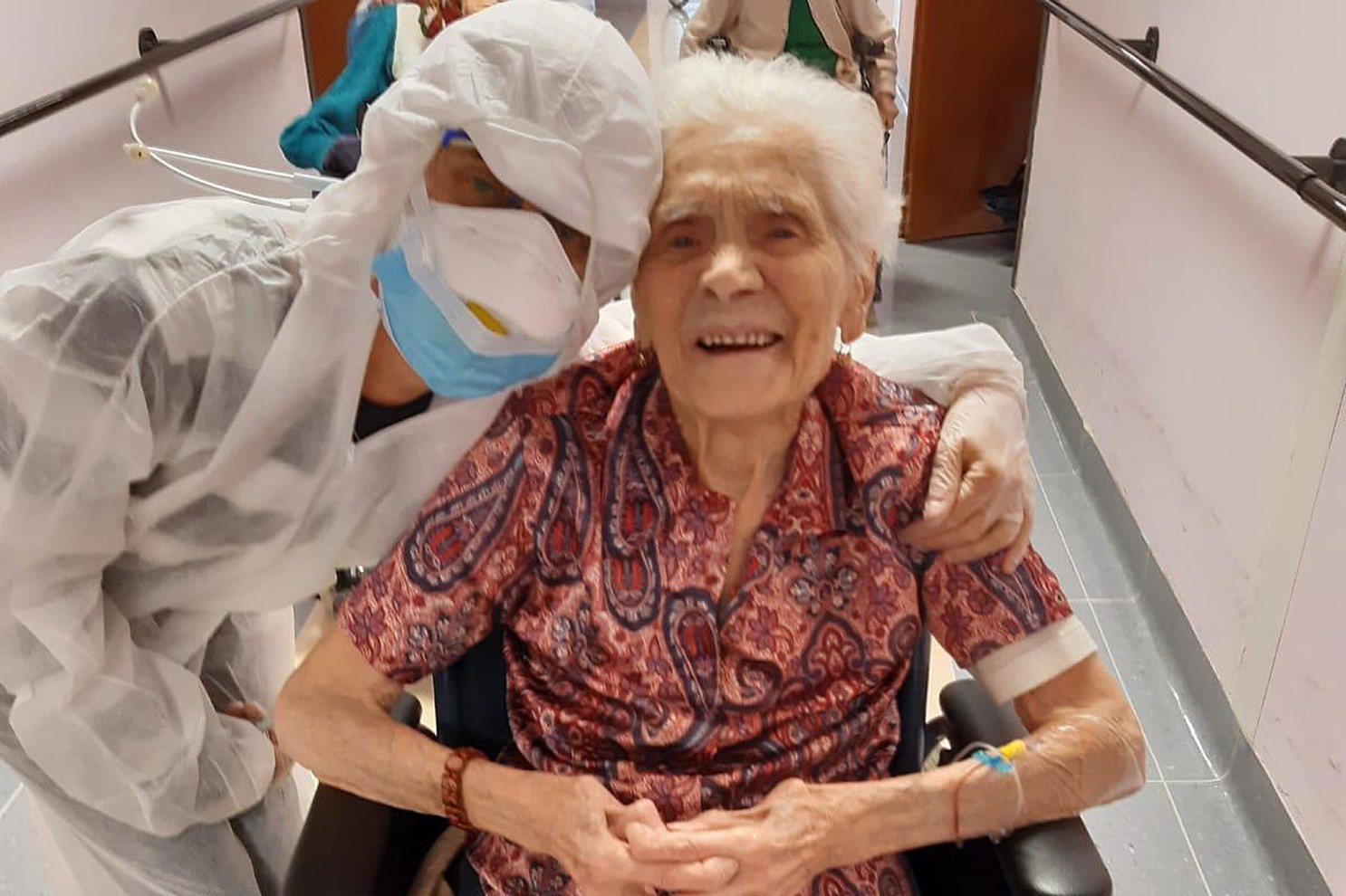 Italiana de 101 años de edad supera por tercera veces el coronavirus