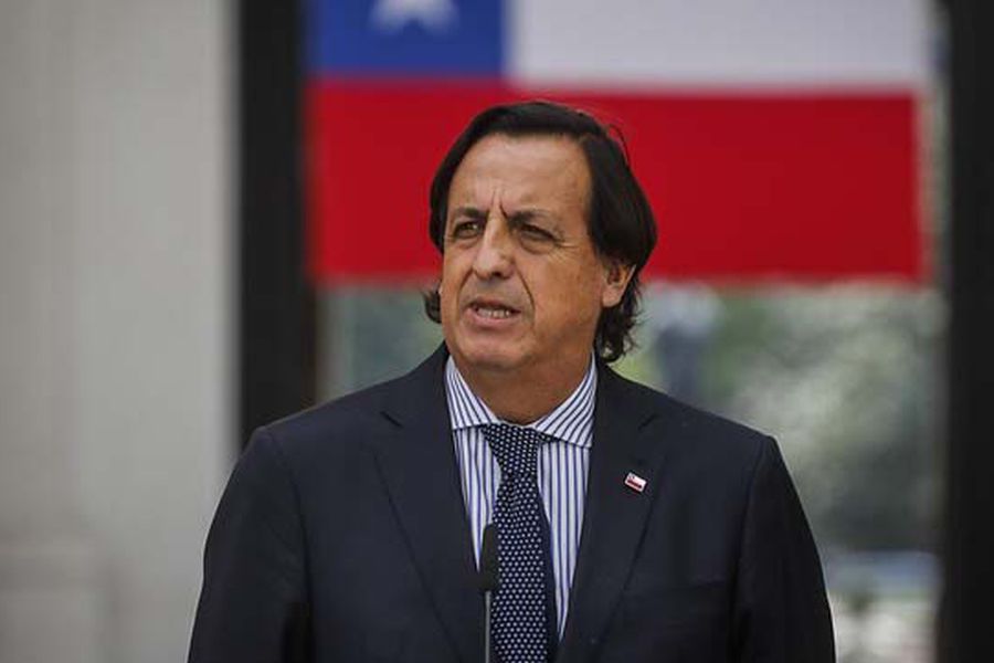 Ministro del Interior chileno, Víctor Pérez renuncia tras acusación constitucional en su contra