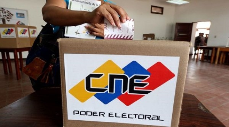 Denuncian que venezolanos fueron "coaccionados" para hacerlos asistir a los simulacros electorales
