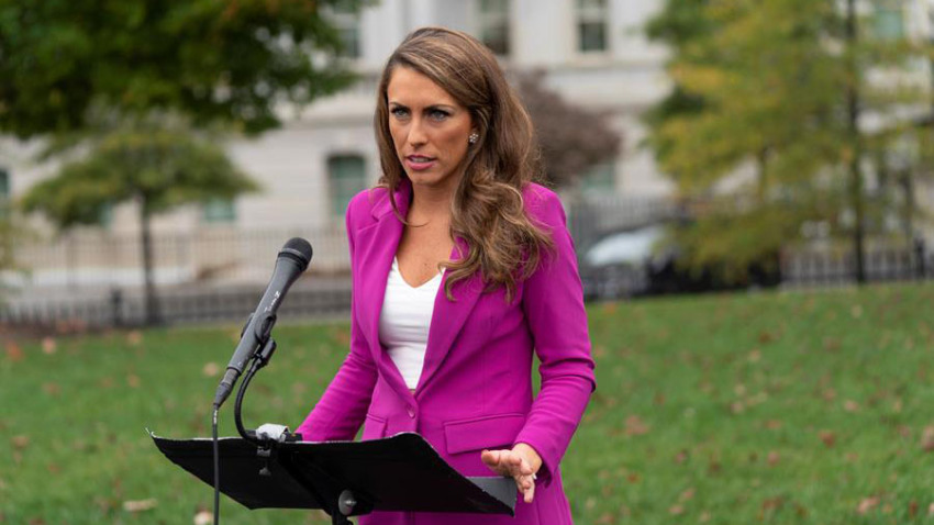 La directora de comunicaciones de la Casa Blanca anunció su renuncia