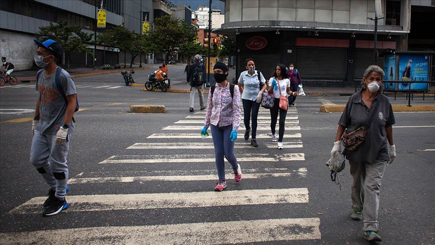 Flexibilización de cuarentena en diciembre podría traer rebrotes de covid-19 en Venezuela según expertos