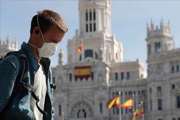 Madrid prohíbe despedir el fin de año en las calles para evitar propagación del COVID-19