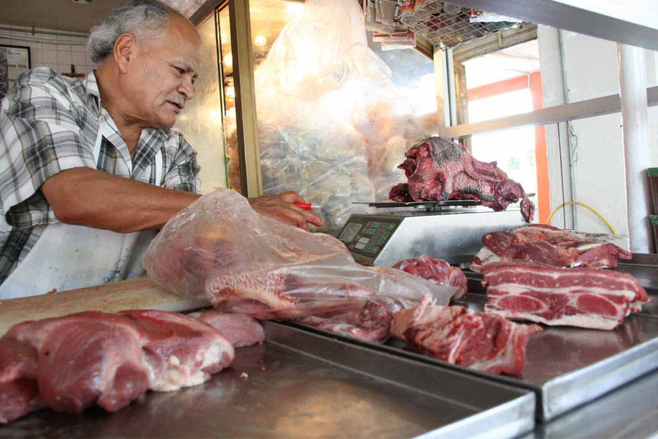 Comprar un kilo de carne en Venezuela cuesta 8 salarios mínimos