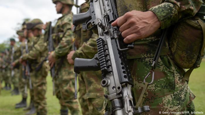 Dos soldados colombianos mueren durante presunto atentado del ELN en frontera con Venezuela