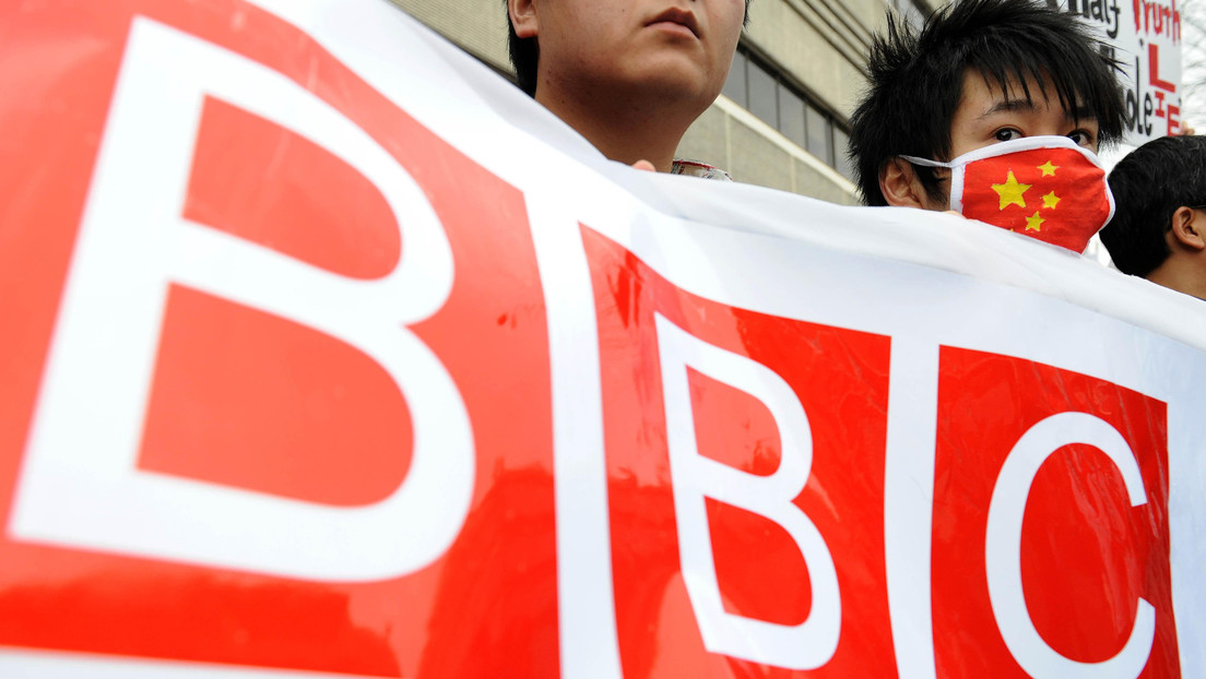 China prohíbe transmisión de la BBC en su territorio por violación de contenido