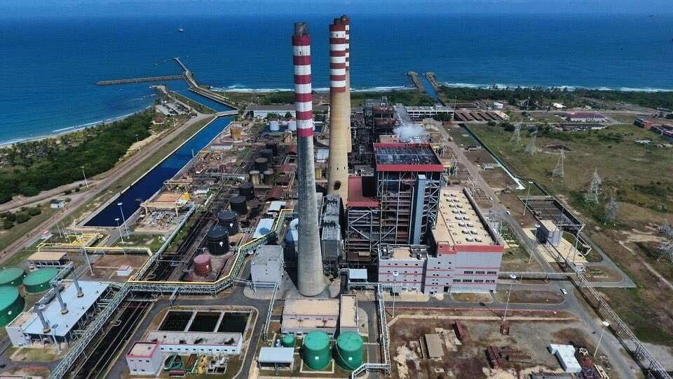 Incendio deja a la termoeléctrica Planta Centro nuevamente sin generación
