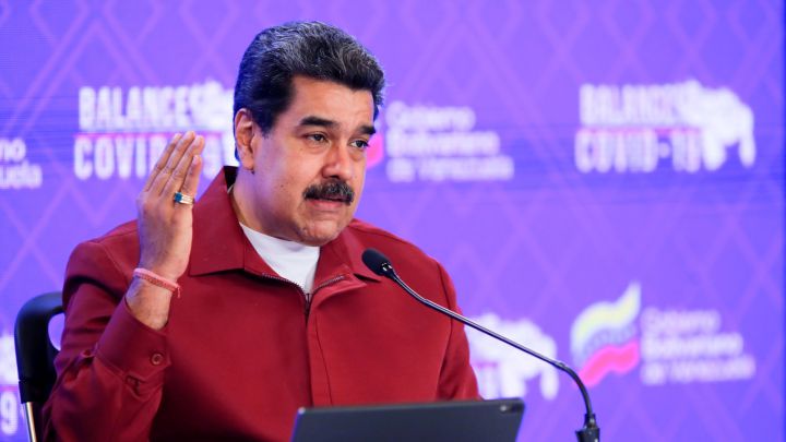 Maduro decreta 15 días de cuarentena radical ante aumento de casos de covid-19