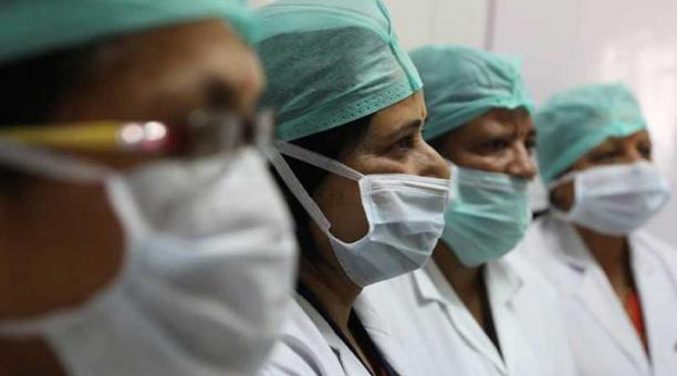 Tres médicos y una enfermera fallecen a consecuencia del covid–19 en Caracas
