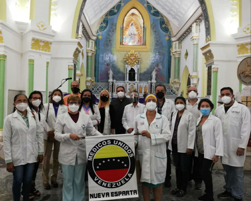 Realizan misa de «Las batas blancas» en la Virgen del Valle en honor a los médicos caídos