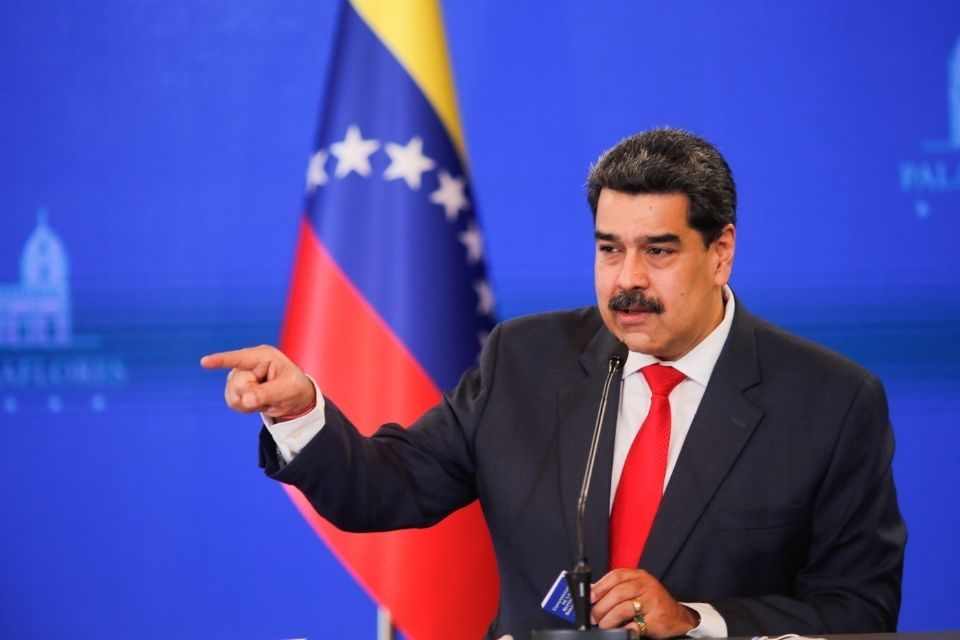 Maduro ofrece petróleo por vacunas para Venezuela