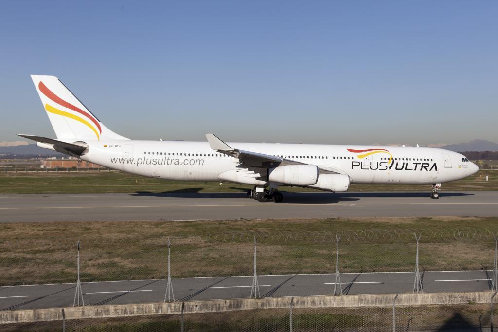 Plus Ultra reanudará en julio la ruta de vuelos entre Ecuador y España