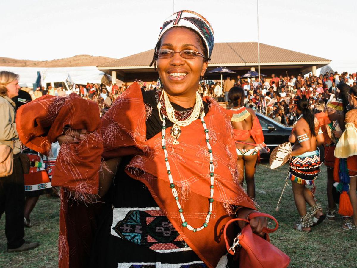Fallece la reina zulú recientemente nombrada regente de Sudáfrica