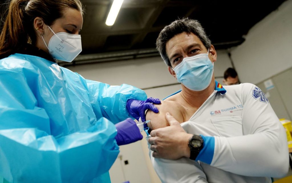 ONU insta a Maduro priorizar al personal de salud en el proceso de vacunación