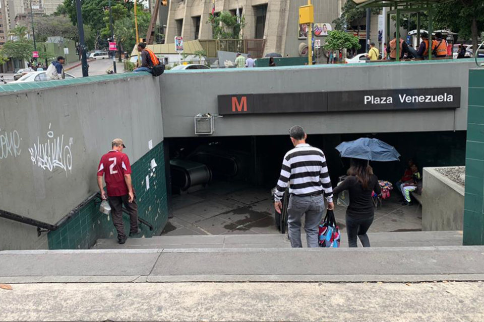 Denuncian explosiones entre las estaciones Plaza Venezuela y Sabana Grande del Metro de Caracas