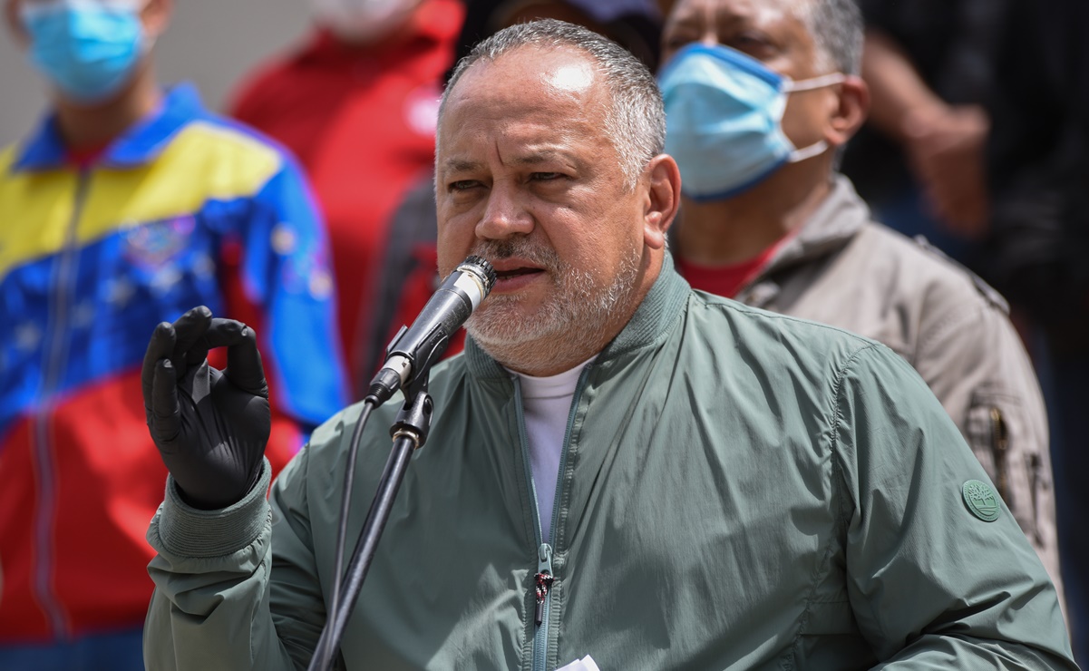 Diosdado Cabello dice que usará pago de El Nacional para adquirir vacunas contra el COVID-19