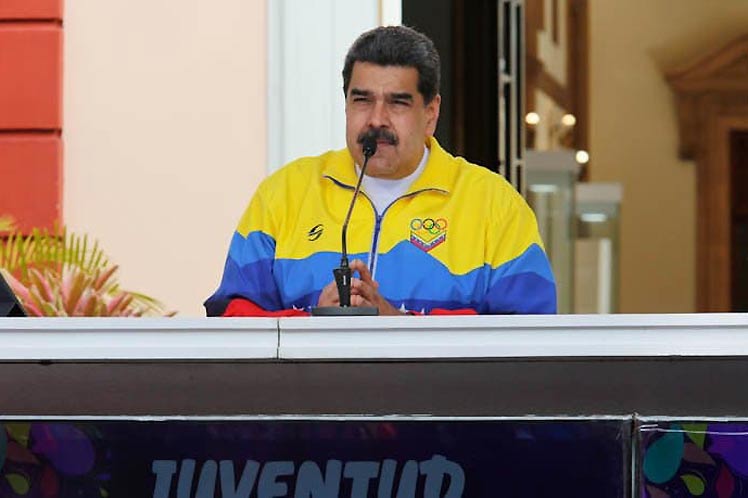Maduro celebra que el nombramiento del nuevo CNE