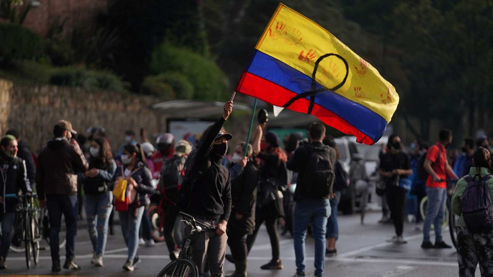 Investigan 178 casos de abusos y lesiones contra civiles en Colombia