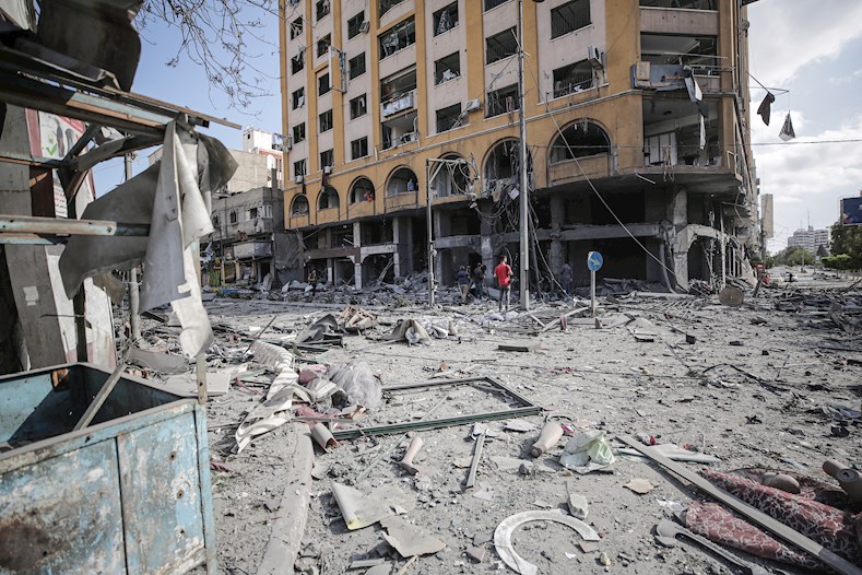 Sube a 200 la cifra de fallecidos en Gaza tras intensos bombardeos