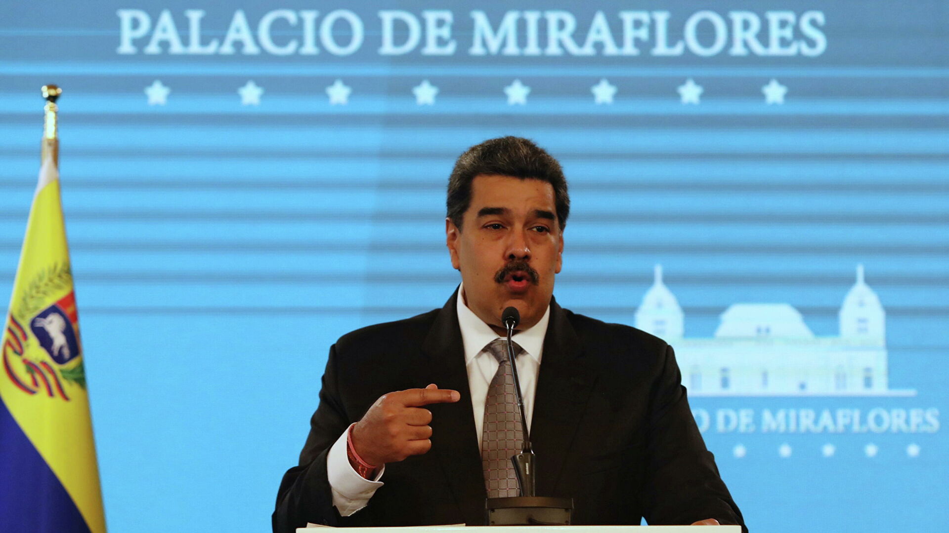 Maduro pide 50 millones de dólares a la Acnur para que 200.000 venezolanos regresen al país