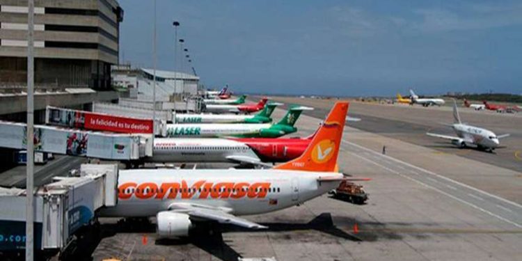 Aruba extendió por 3 meses prohibición de vuelos desde y hacia Venezuela