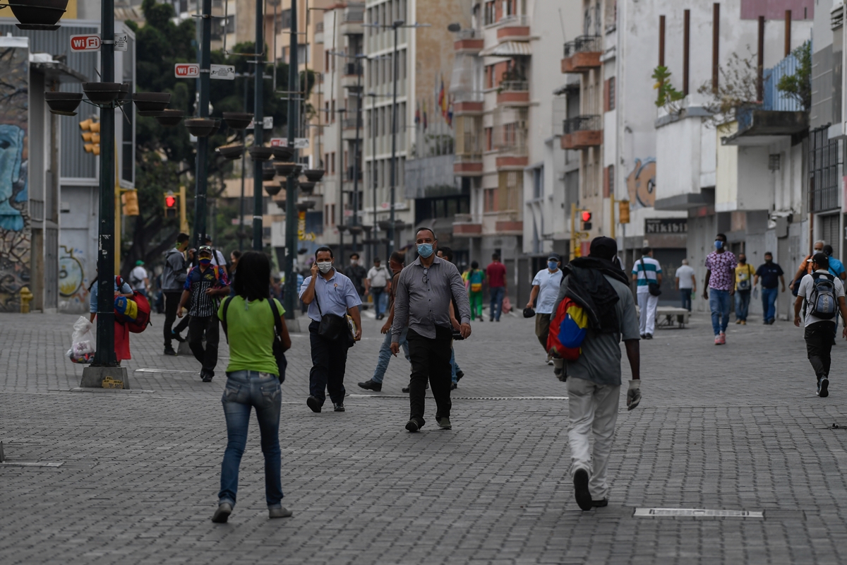 Venezuela registra 1.402 contagios y 15 fallecidos por covid-19