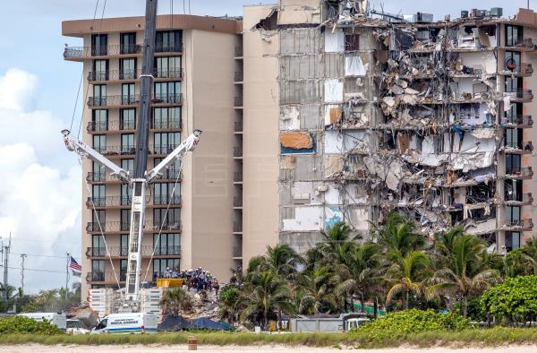 Aumenta a 16 la cifra de muertos en edificio derrumbado en Miami