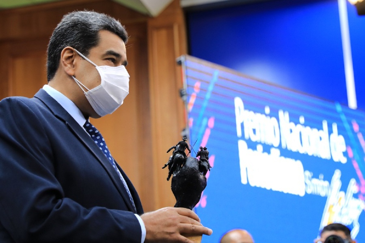 Maduro propone postular al Premio Nobel de Literatura al Libertador Simón Bolívar
