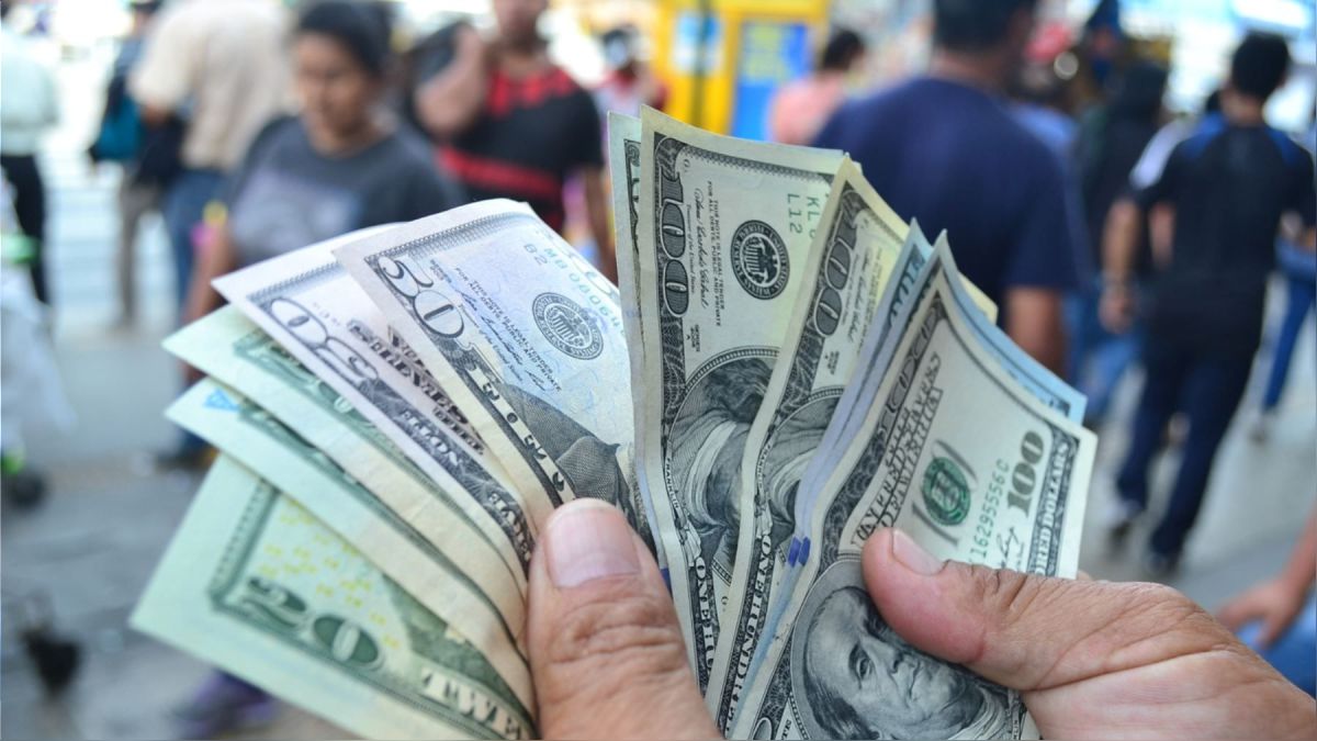 Dólar paralelo se cotiza en más de 3.600.000 bolívares este #15Jul