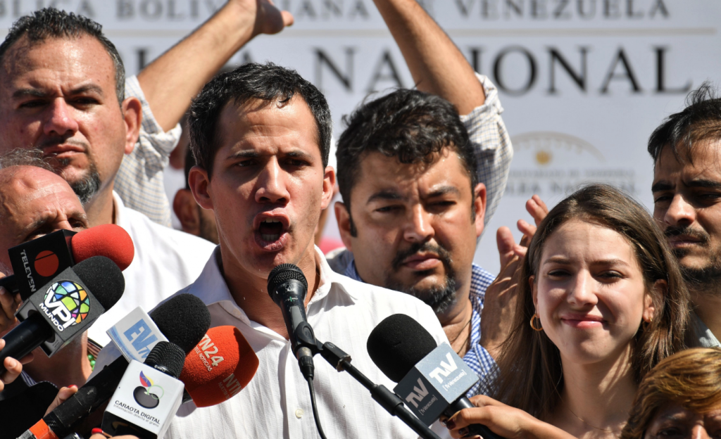 Gobierno interino de Guaidó alertó a la comunidad internacional sobre amenazas del régimen