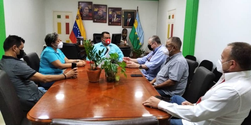Gobierno de Mariño y sector hotelero unen esfuerzos para la temporada vacacional