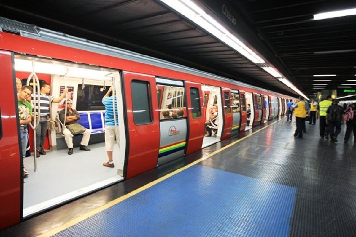 Denuncian que Línea 1 del Metro de Caracas podría descarrilarse por falla en las vías férreas