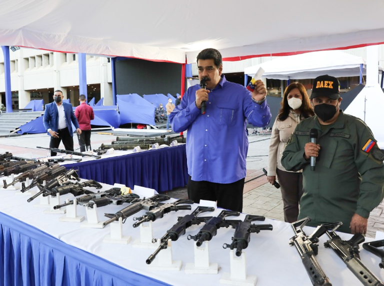 Maduro afirmó que armamento incautado en la Cota 905 proviene de Colombia