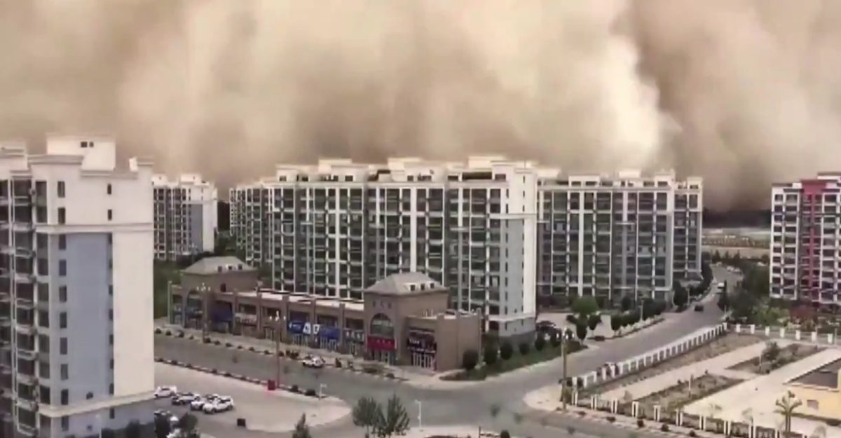 Tormenta de arena cubrió por completo una ciudad en China (+Video)