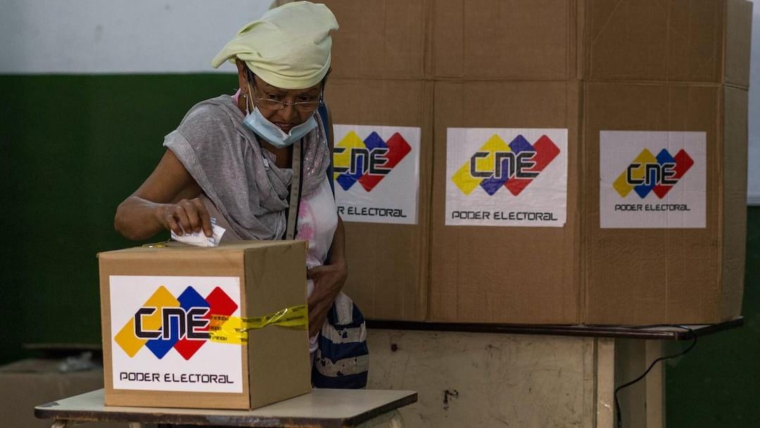 Maduro propone que las primarias de partidos sean incluidas en ley electoral